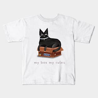 Cartoon black cat in a box and the inscription "My box - my rules". Kids T-Shirt